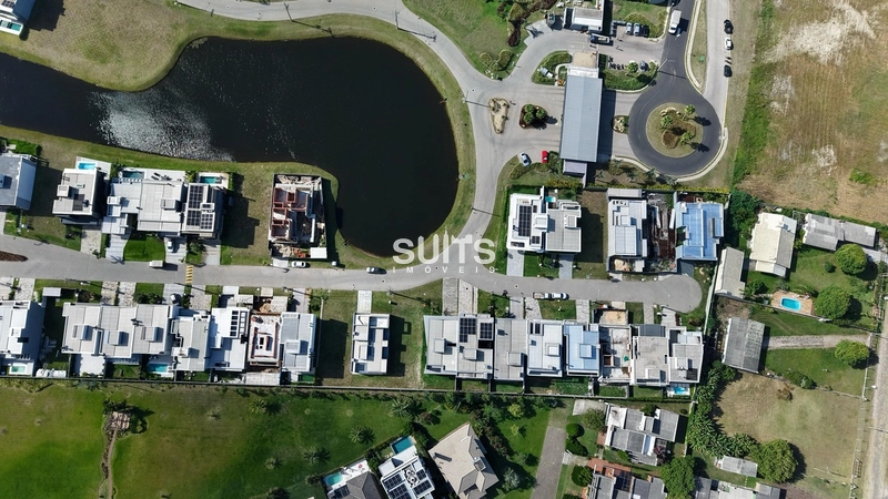 Excelente sobrado a venda no condomínio Sunset: 3ª foto da galeria de imagens do imóvel