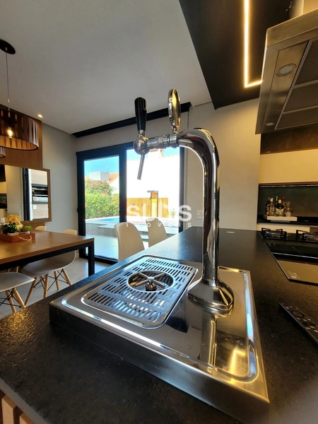 Excelente Casas Térrea Mobiliada e Decorada com Piscina Aquecida!: 3ª foto da galeria de imagens do imóvel