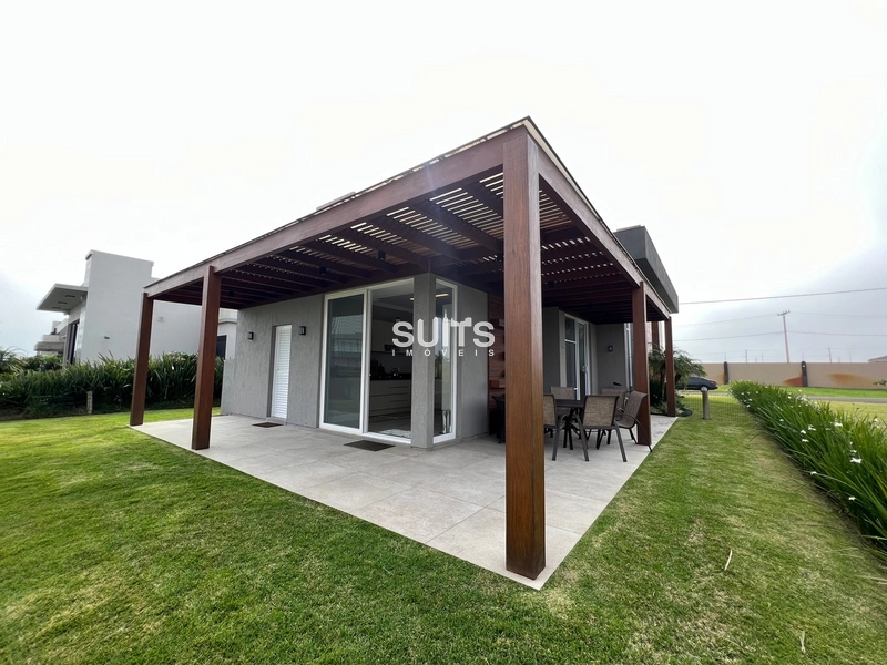 Ótima casa com fundos para o lago no condomínio Riviera: 25ª foto da galeria de imagens do imóvel