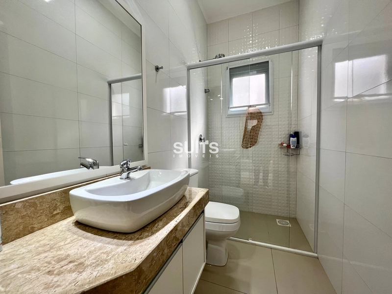 Ótima casa com fundos para o lago no condomínio Riviera: 19ª foto da galeria de imagens do imóvel