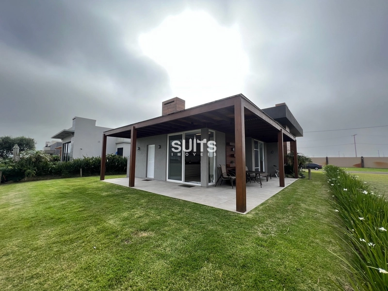 Ótima casa com fundos para o lago no condomínio Riviera: 9ª foto da galeria de imagens do imóvel