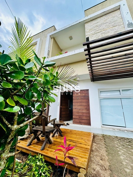 Sobrado estilo Duplex mobiliado no Centro de Xangri-Lá: 1ª foto da galeria de imagens do imóvel