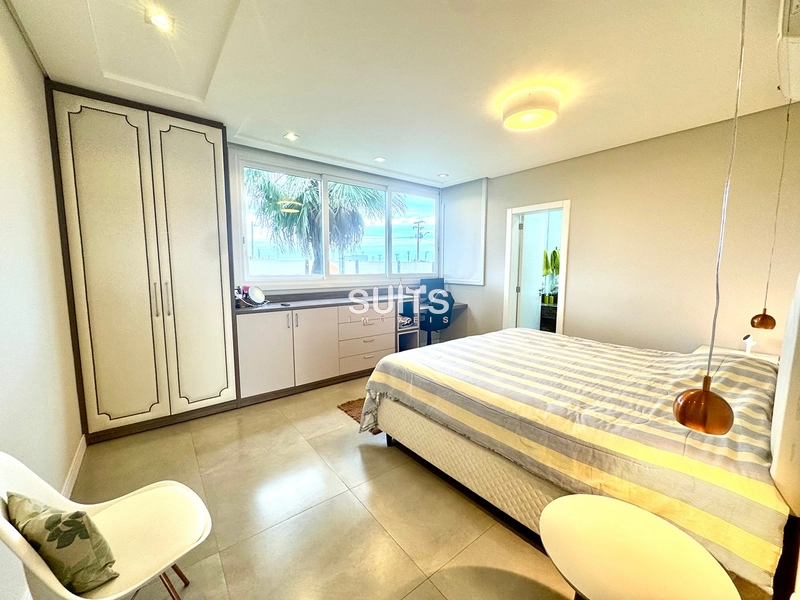 Lindo imóvel beira lago no condomínio Riviera: 18ª foto da galeria de imagens do imóvel