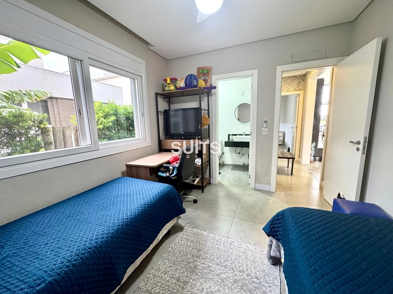 Lindo imóvel beira lago no condomínio Riviera: 24ª foto da galeria de imagens do imóvel