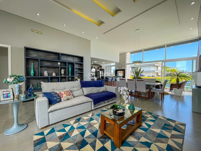 Lindo imóvel beira lago no condomínio Riviera: 5ª foto da galeria de imagens do imóvel