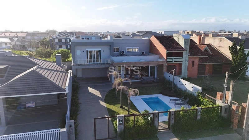 Incrível sobrado a 01 quadra do mar na praia do Remanso: 2ª foto da galeria de imagens do imóvel