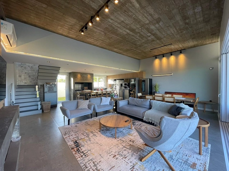 Incrível sobrado a 01 quadra do mar na praia do Remanso: 11ª foto da galeria de imagens do imóvel