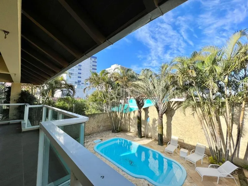 Sobrado em excelente localização na praia de Atlântida: 36ª foto da galeria de imagens do imóvel