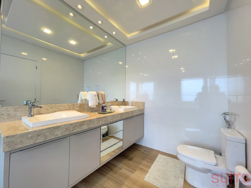 Lindo sobrado beira-lago no Condomínio Enseada: 38ª foto da galeria de imagens do imóvel