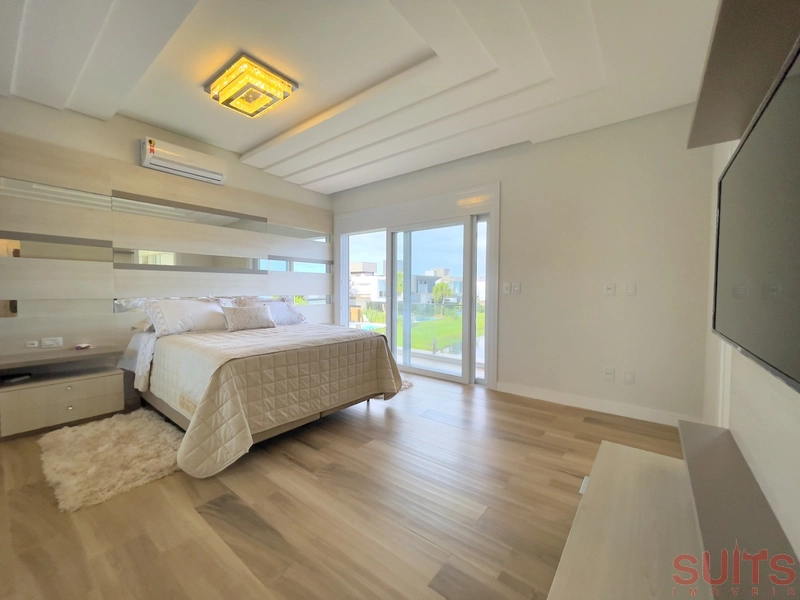 Lindo sobrado beira-lago no Condomínio Enseada: 35ª foto da galeria de imagens do imóvel