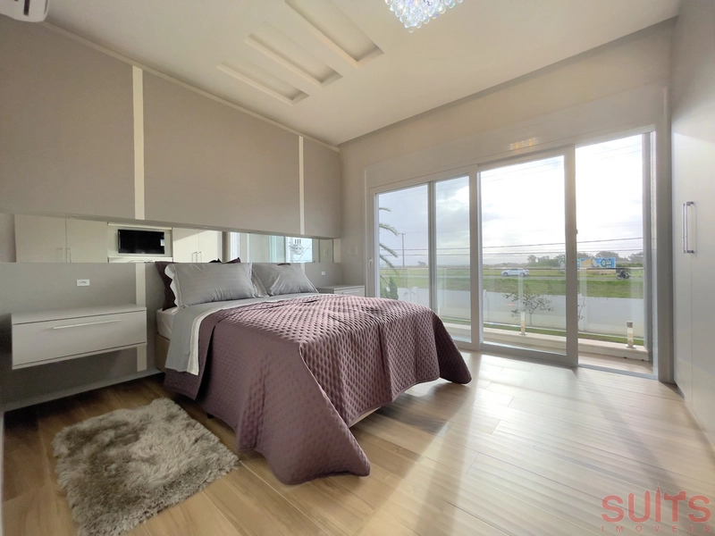 Lindo sobrado beira-lago no Condomínio Enseada: 51ª foto da galeria de imagens do imóvel