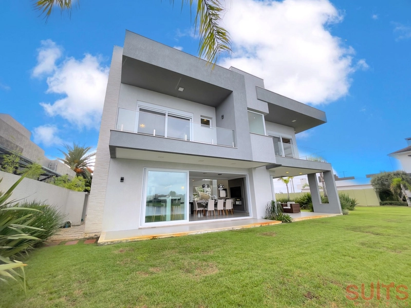 Lindo sobrado beira-lago no Condomínio Enseada: 32ª foto da galeria de imagens do imóvel