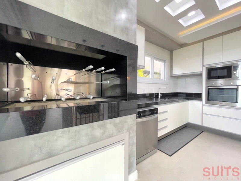 Lindo sobrado beira-lago no Condomínio Enseada: 21ª foto da galeria de imagens do imóvel