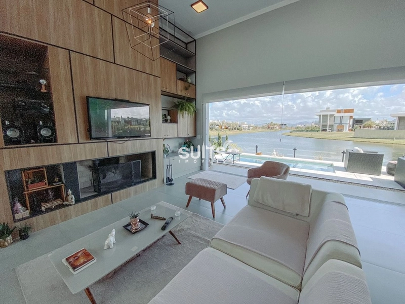 Casa mobiliada e decorada na beira do lago no condomínio Riviera: 13ª foto da galeria de imagens do imóvel