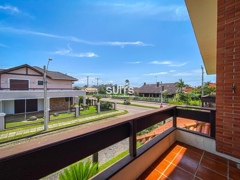 Excelente sobrado de esquina próximo ao mar no Centro de Xangri-Lá: 37ª foto da galeria de imagens do imóvel