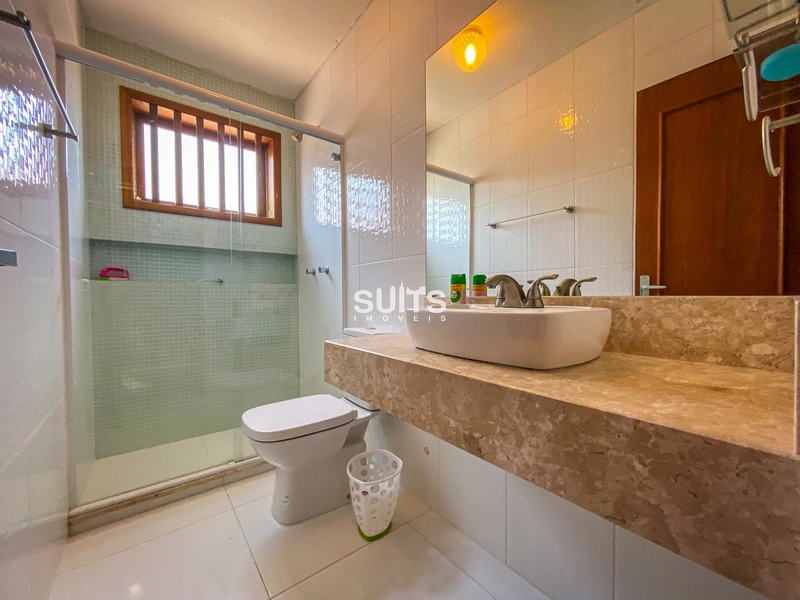 Excelente sobrado de esquina próximo ao mar no Centro de Xangri-Lá: 47ª foto da galeria de imagens do imóvel