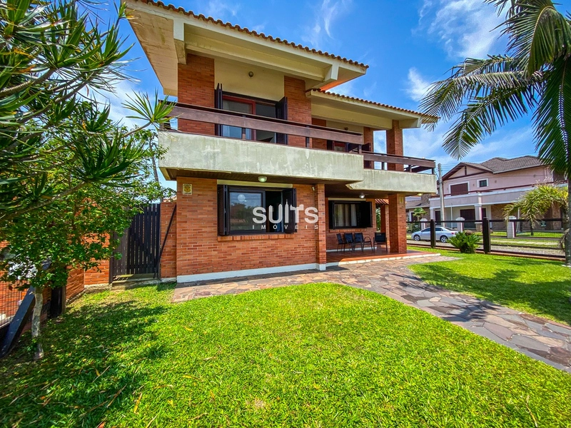 Excelente sobrado de esquina próximo ao mar no Centro de Xangri-Lá: 5ª foto da galeria de imagens do imóvel