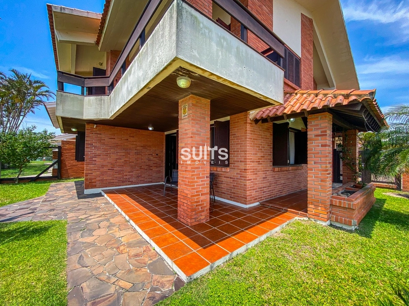 Excelente sobrado de esquina próximo ao mar no Centro de Xangri-Lá: 6ª foto da galeria de imagens do imóvel