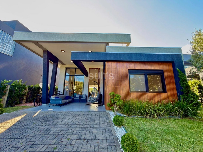 Ótima casa à venda no condomínio Sea Coast : 1ª foto da galeria de imagens do imóvel