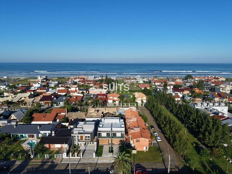 Excelente duplex à venda no Centro da praia de Xangri-Lá: 1ª foto da galeria de imagens do imóvel