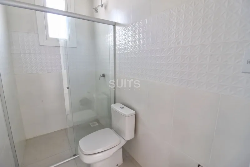 Linda casa com fundos para a área verde no condomínio Riviera: 17ª foto da galeria de imagens do imóvel