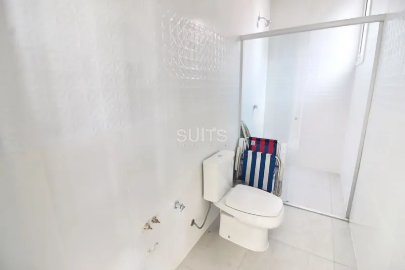 Linda casa com fundos para a área verde no condomínio Riviera: 11ª foto da galeria de imagens do imóvel