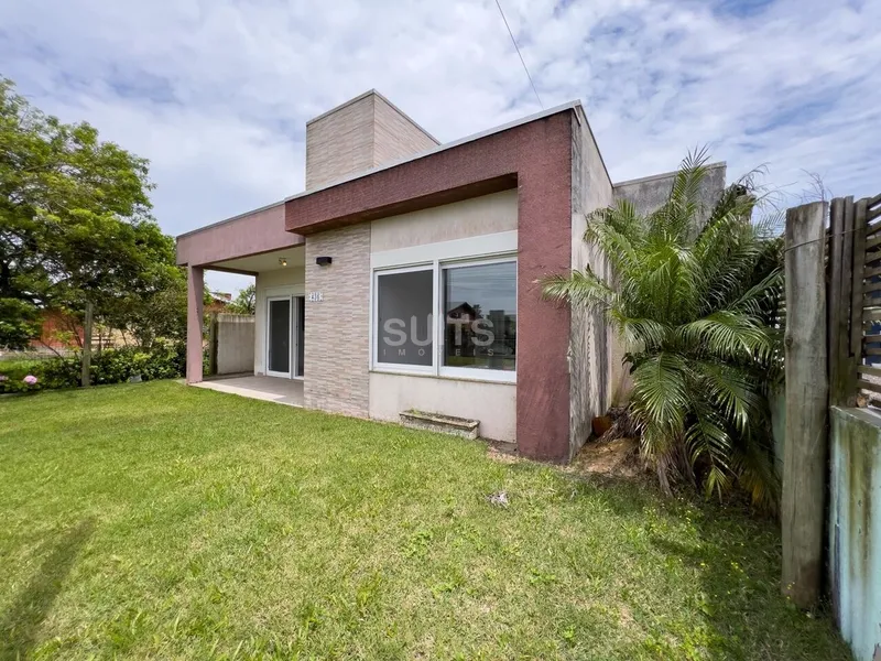 Casa com amplo pátio na praia do Arpoador: 1ª foto da galeria de imagens do imóvel