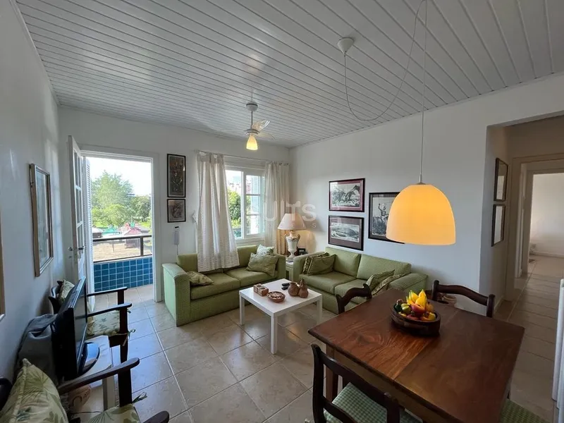 Apartamento no Centro da Praia de Atlântida: 2ª foto da galeria de imagens do imóvel