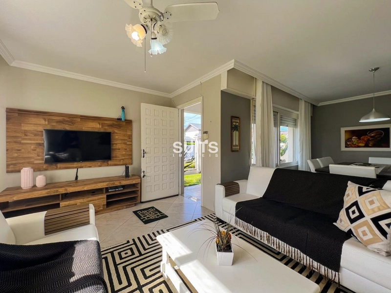 Excelente casa à venda no Centro de Xangri-Lá!!: 8ª foto da galeria de imagens do imóvel