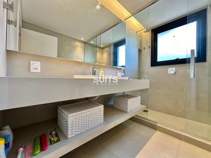 Mansão com 02 terrenos na beira do lago no cond. Bosques de Atlântida: 62ª foto da galeria de imagens do imóvel