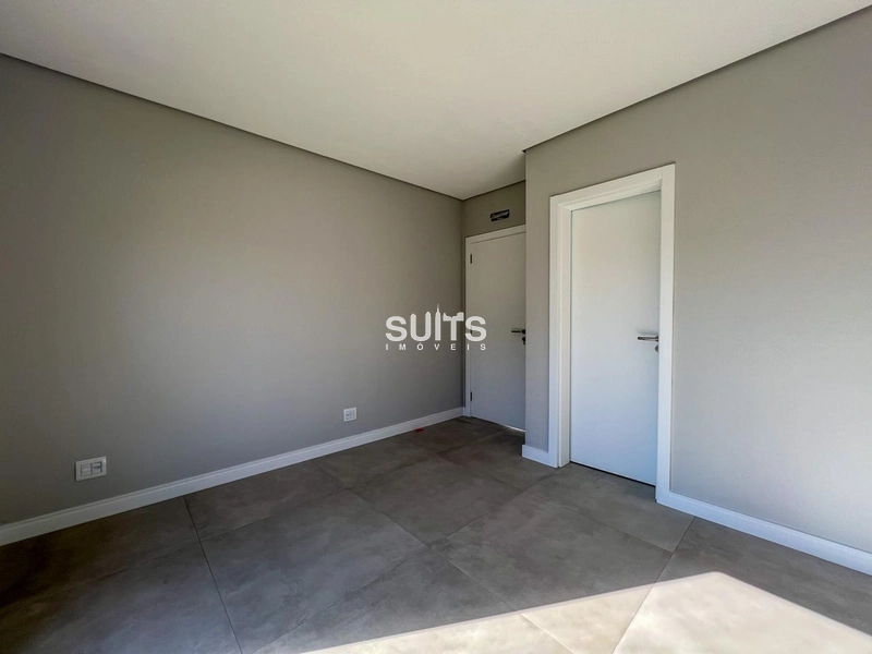 Excelente sobrado frente norte à venda no condomínio Sunset: 20ª foto da galeria de imagens do imóvel