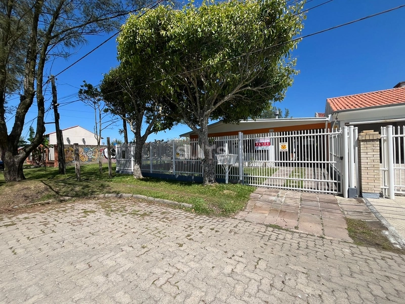 Casa à venda no Centro : 2ª foto da galeria de imagens do imóvel