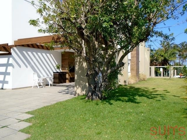 Sobrado em excelente localização próximo ao mar na praia de Atlântida: 6ª foto da galeria de imagens do imóvel