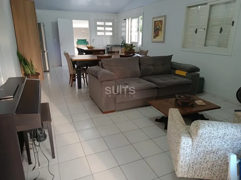 Ótima casa em excelente localização no Centro de Xangri-Lá: 4ª foto da galeria de imagens do imóvel