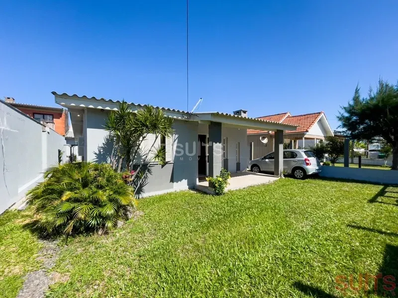 Ótima casa em excelente localização no Centro de Xangri-Lá: 2ª foto da galeria de imagens do imóvel