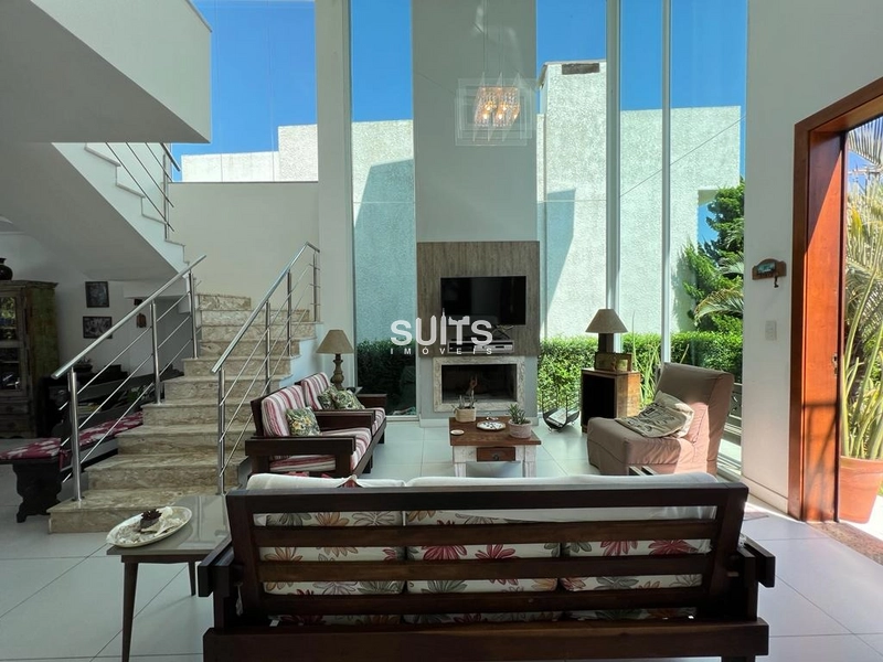 Excelente sobrado à venda no condomínio Las Palmas: 19ª foto da galeria de imagens do imóvel