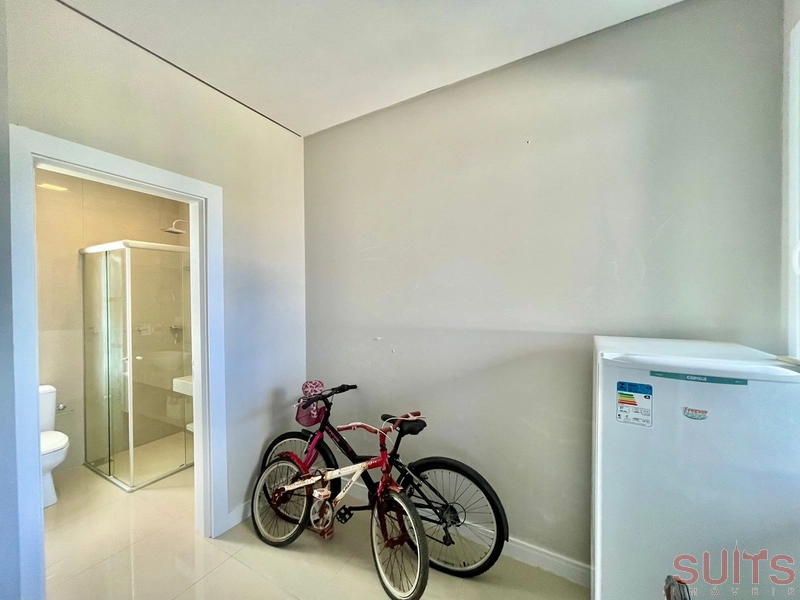 Excelente sobrado beira lago no condomínio Riviera: 19ª foto da galeria de imagens do imóvel