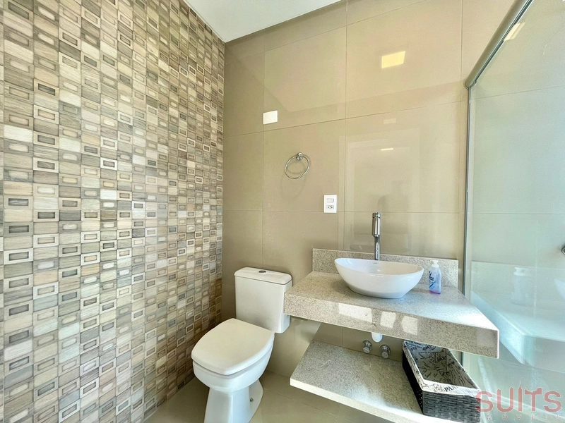 Excelente sobrado beira lago no condomínio Riviera: 30ª foto da galeria de imagens do imóvel