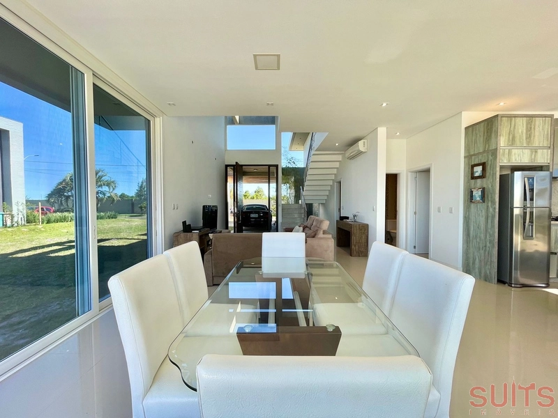 Excelente sobrado beira lago no condomínio Riviera: 7ª foto da galeria de imagens do imóvel