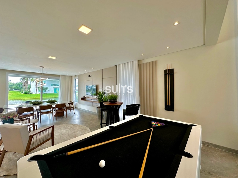 Mansão beira lago de alto padrão no condomínio Enseada: 10ª foto da galeria de imagens do imóvel