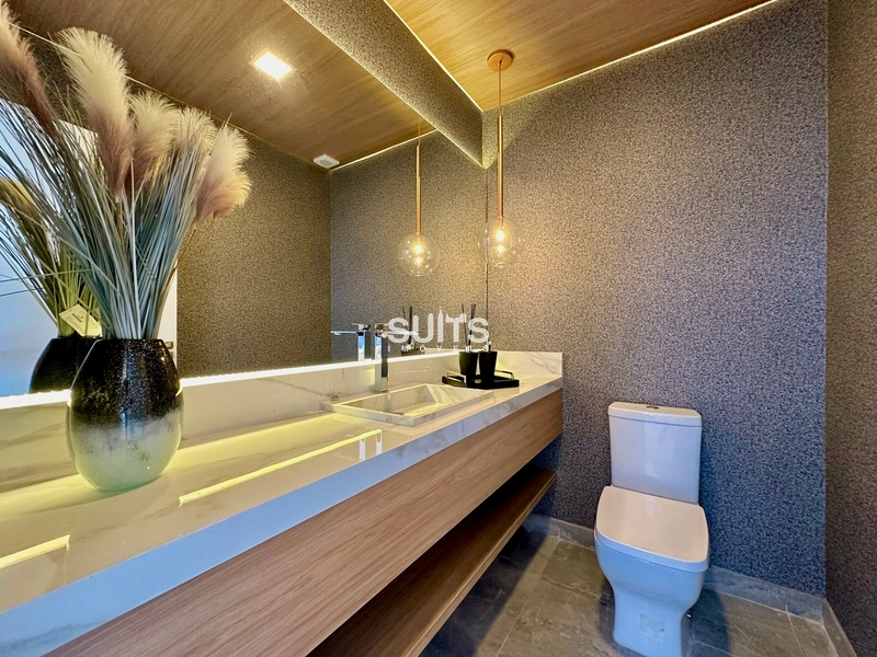 Mansão beira lago de alto padrão no condomínio Enseada: 6ª foto da galeria de imagens do imóvel