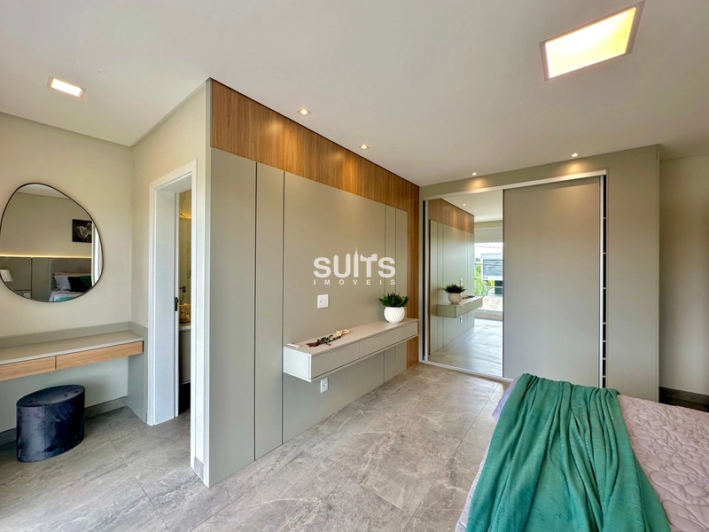 Mansão beira lago de alto padrão no condomínio Enseada: 38ª foto da galeria de imagens do imóvel