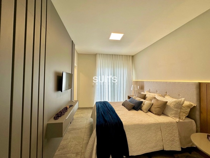 Mansão beira lago de alto padrão no condomínio Enseada: 21ª foto da galeria de imagens do imóvel