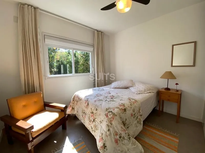 Lindo sobrado com uma bela vista para o lago no Condomínio Las Palmas: 9ª foto da galeria de imagens do imóvel