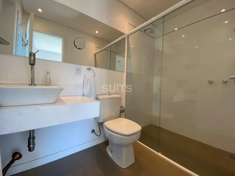 Lindo sobrado com uma bela vista para o lago no Condomínio Las Palmas: 15ª foto da galeria de imagens do imóvel