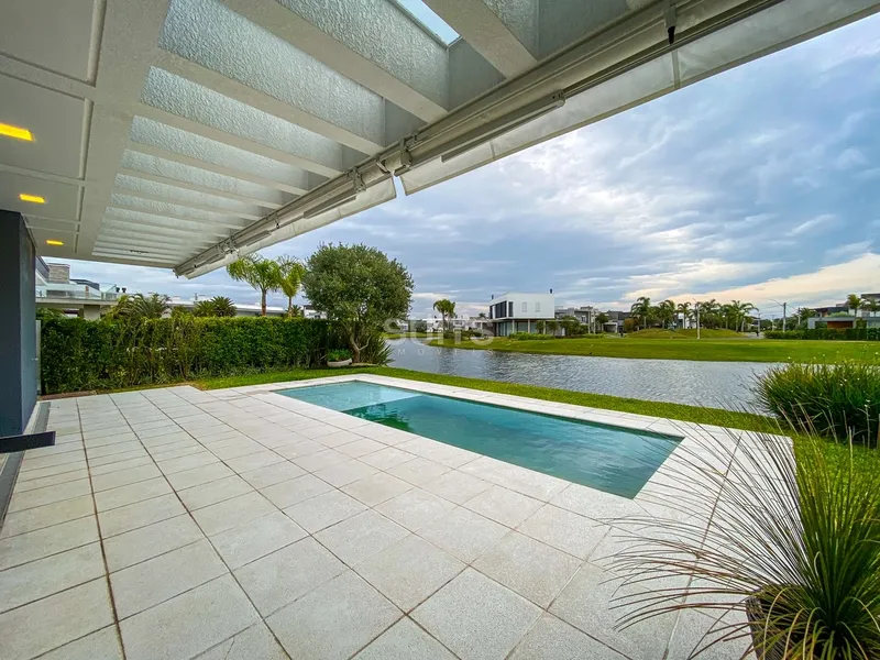 Incrível sobrado mobiliado e decorado à venda no condomínio Enseada: 26ª foto da galeria de imagens do imóvel