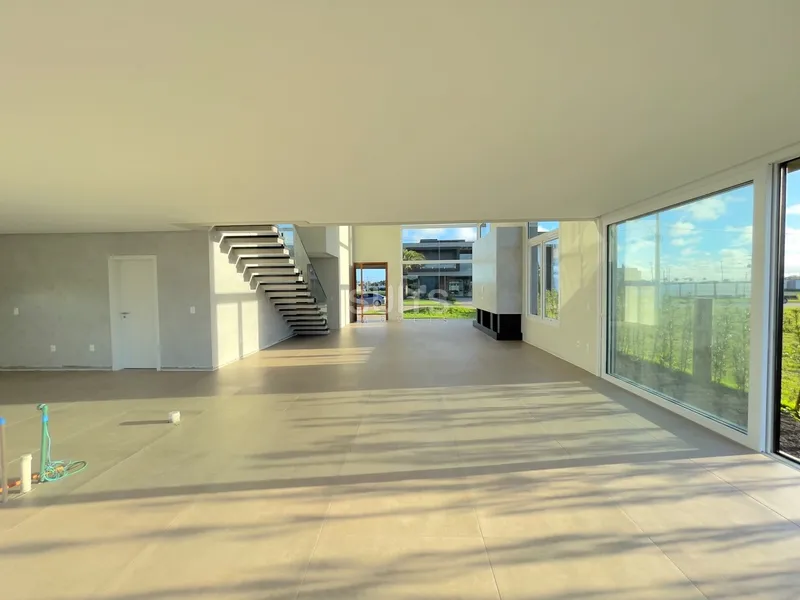 Belíssimo sobrado beira lago no condomínio Sense: 6ª foto da galeria de imagens do imóvel