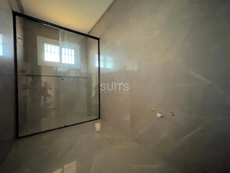 Belíssimo sobrado beira lago no condomínio Sense: 29ª foto da galeria de imagens do imóvel