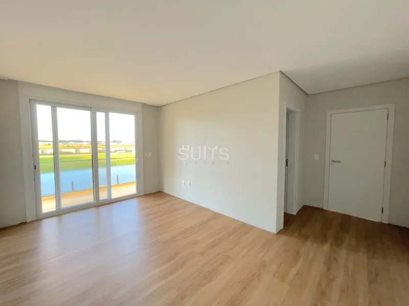 Belíssimo sobrado beira lago no condomínio Sense: 20ª foto da galeria de imagens do imóvel