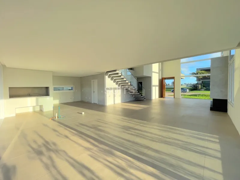 Belíssimo sobrado beira lago no condomínio Sense: 7ª foto da galeria de imagens do imóvel